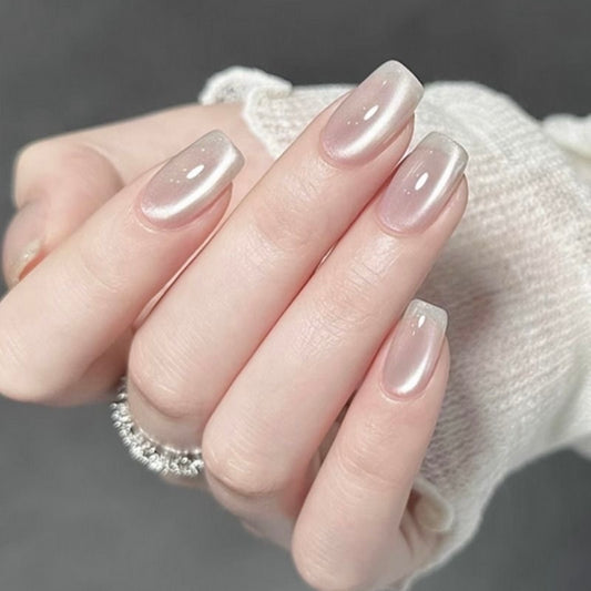 طلاء أظافر Cat eye